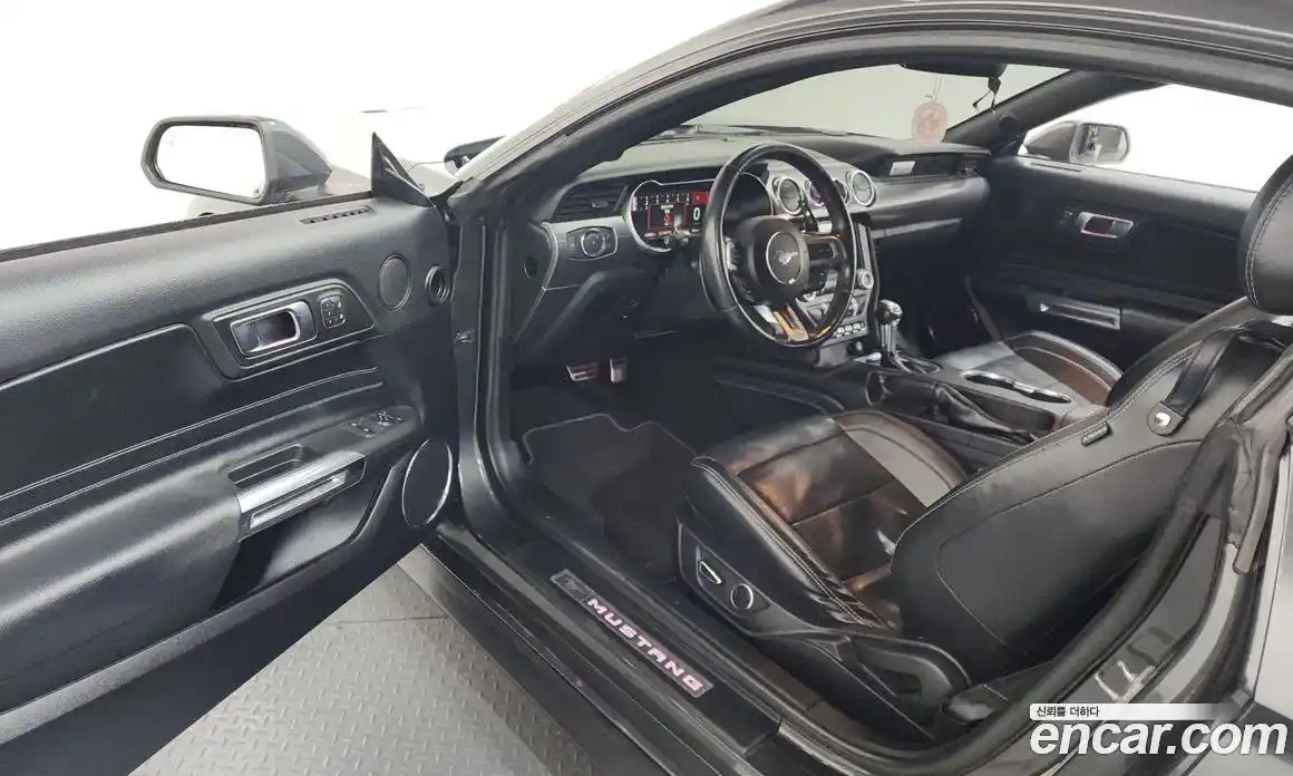 Ford Mustang 2019 2.3 Автомат в Москве № 273456, фото 11