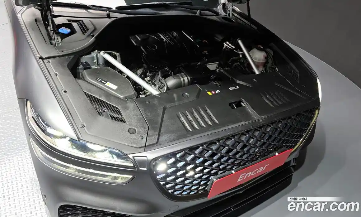 Genesis GV70 2023 2.5 Автомат в Москве № 27859, фото 9