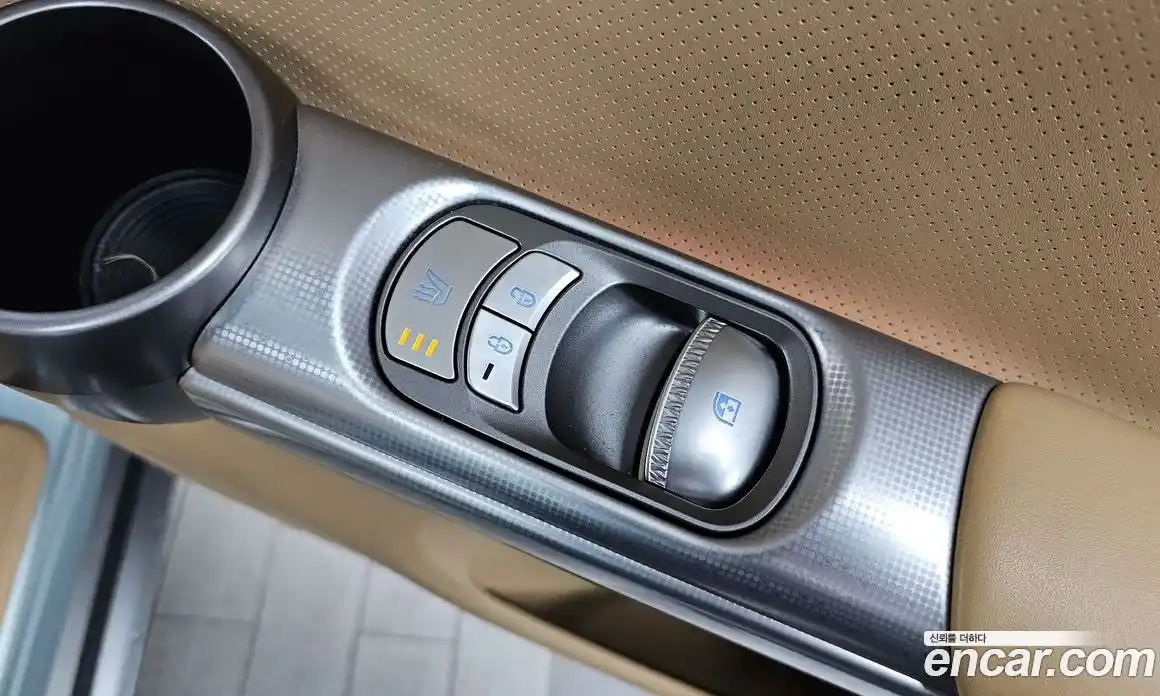 Genesis GV60 2022 0.1 Автомат в Москве № 27973, фото 18