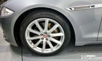 Jaguar XJ 2015 3.0 Автомат в Москве № 283834, миниатюра 5