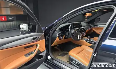 BMW 5-Series 2018 2.0 Автомат в Москве № 288025, миниатюра 10