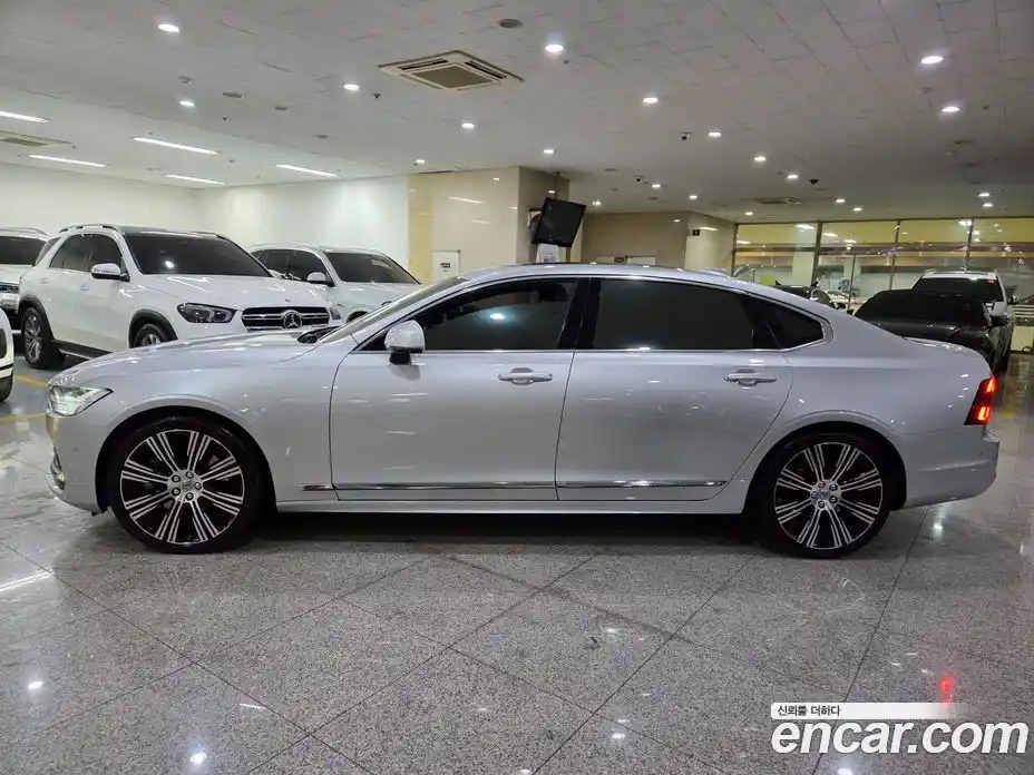 Volvo S90 2022 2.0 Автомат в Москве № 293974, фото 3