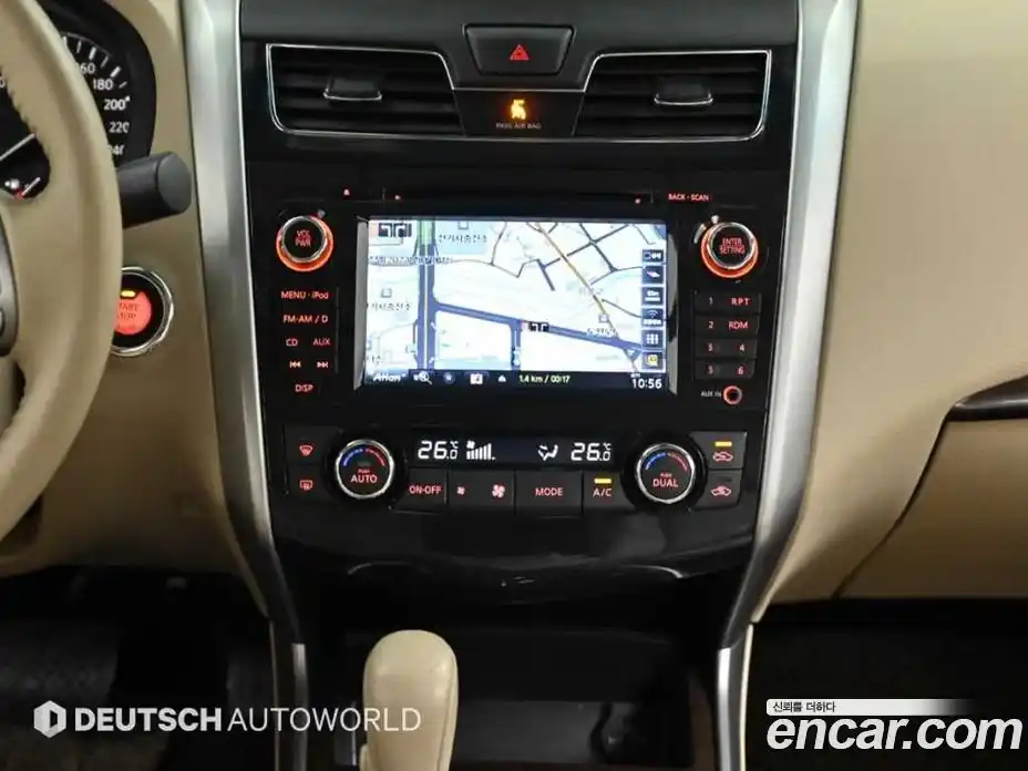 Nissan Altima 2015 2.5 Автомат в Москве № 294913, фото 14