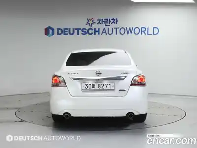 Nissan Altima 2015 2.5 Автомат в Москве № 294913, миниатюра 4