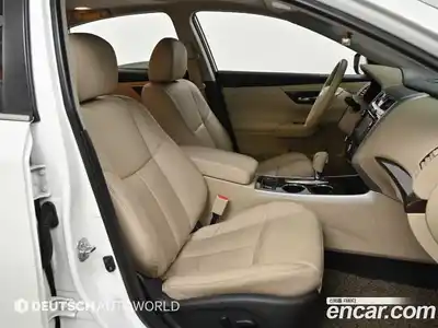 Nissan Altima 2015 2.5 Автомат в Москве № 294913, миниатюра 10