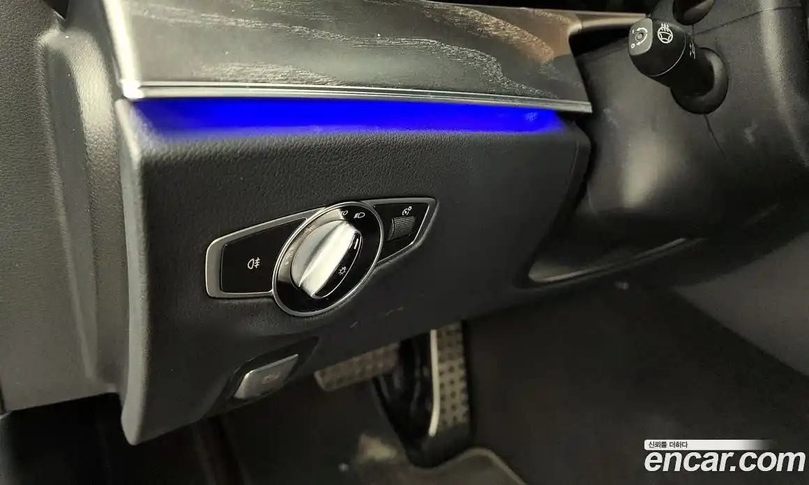 Mercedes-Benz E-Class 2022 2.0 Автомат в Москве № 311418, фото 16