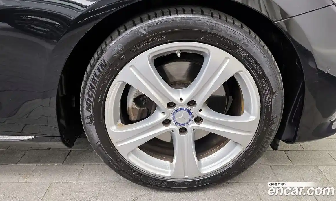 Mercedes-Benz E-Class 2017 1.9 Автомат в Москве № 311485, фото 5