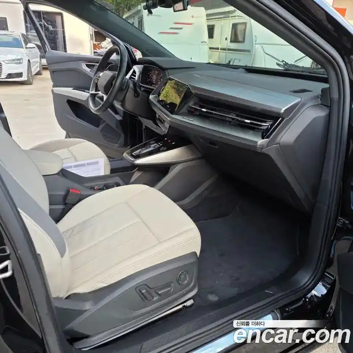 Audi Q4 e-tron 2022 0.2 Автомат в Москве № 312359, фото 10