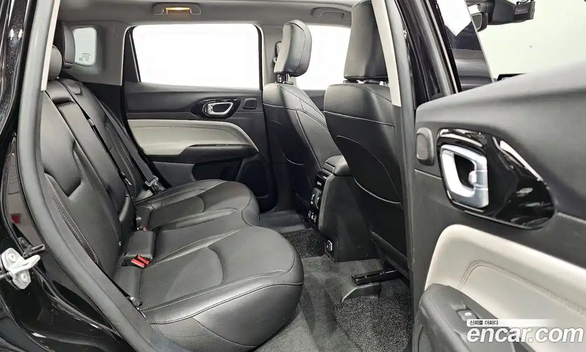 Jeep Compass 2022 2.4 Автомат в Москве № 318155, фото 12