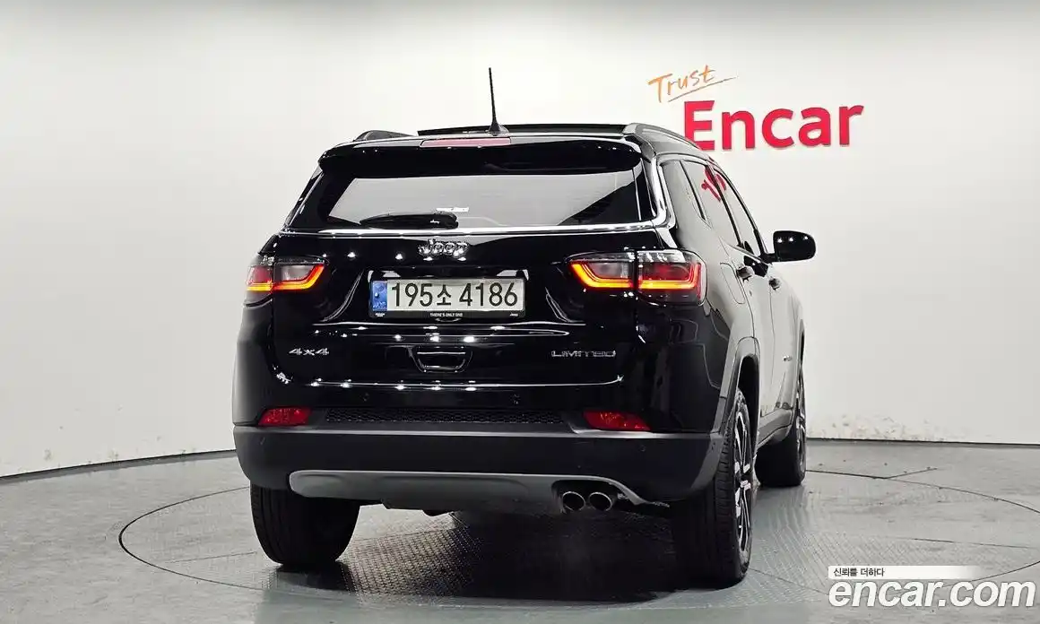 Jeep Compass 2022 2.4 Автомат в Москве № 318155, фото 10