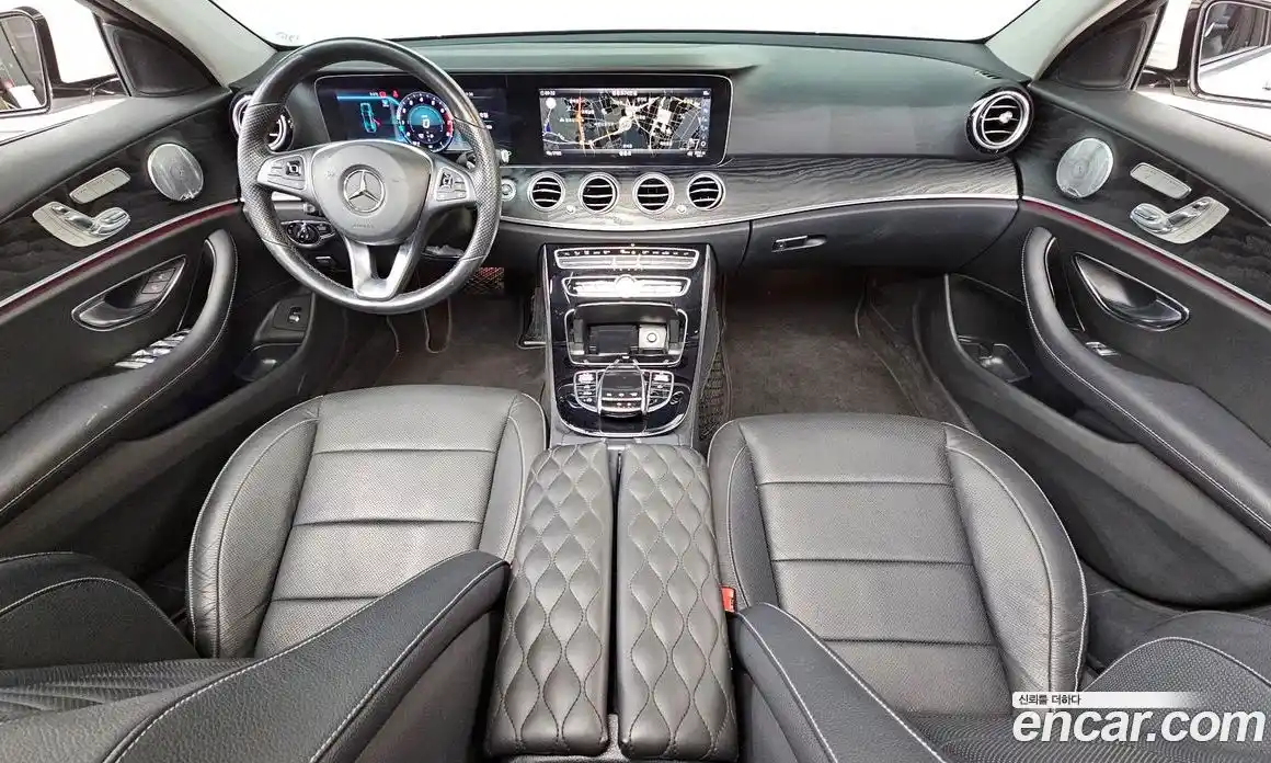 Mercedes-Benz E-Class 2018 2.0 Автомат в Москве № 342499, фото 18