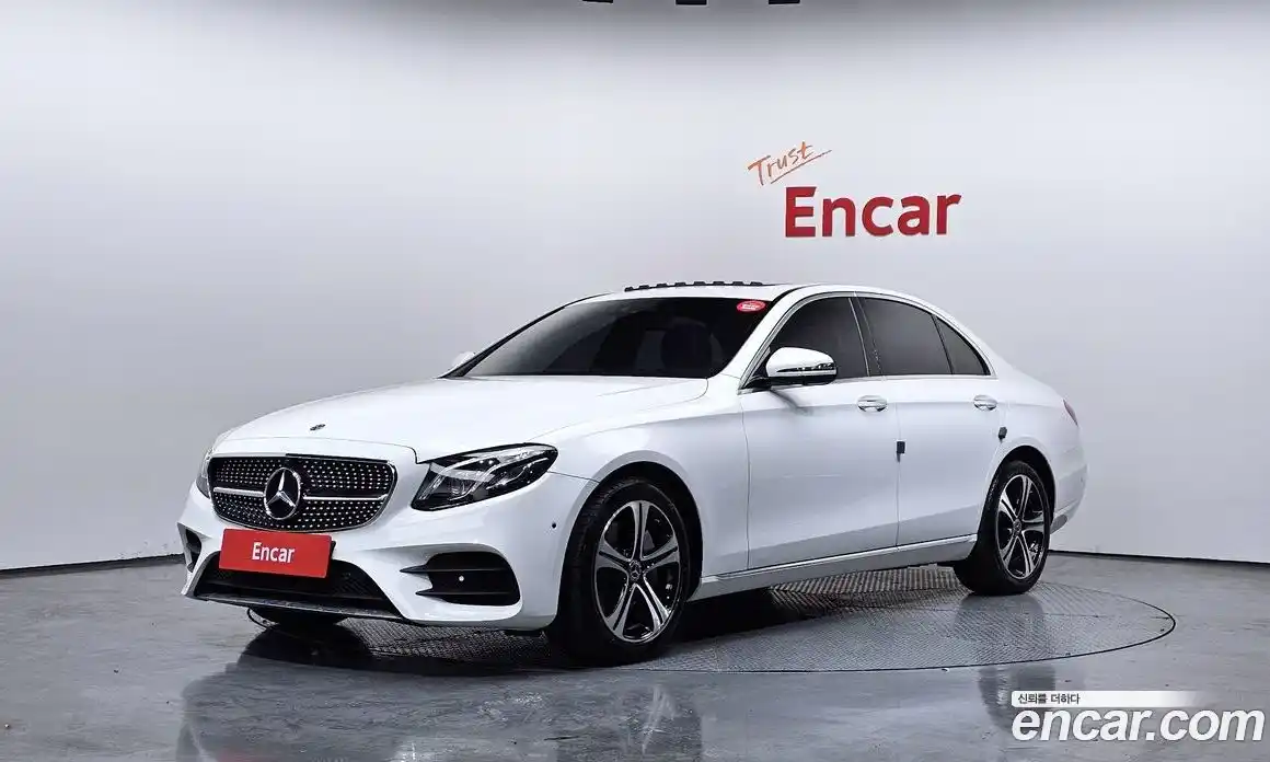 Mercedes-Benz E-Class 2018 2.0 Автомат в Москве № 342499, фото 8