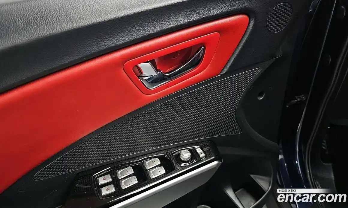 SsangYong TIBOLI 2015 1.6 Автомат в Москве № 34966, фото 7