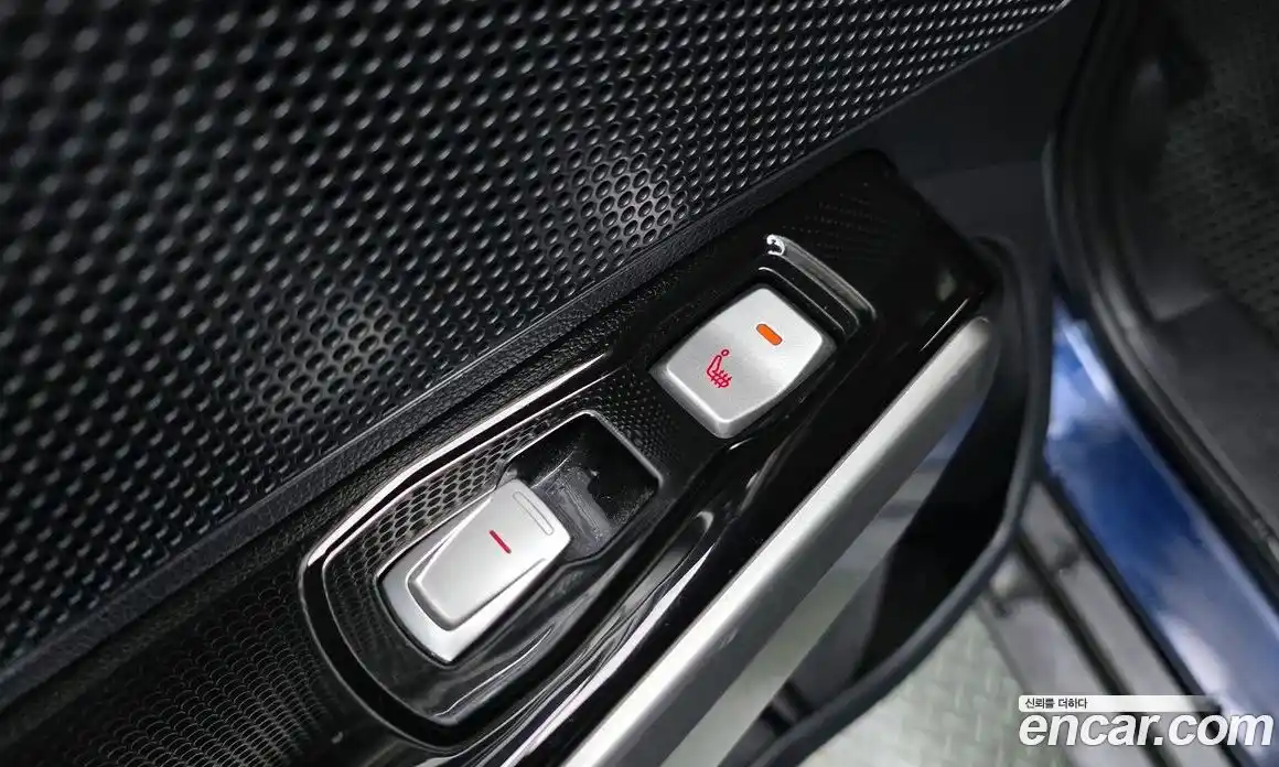 SsangYong TIBOLI 2016 1.6 Автомат в Москве № 35005, фото 1