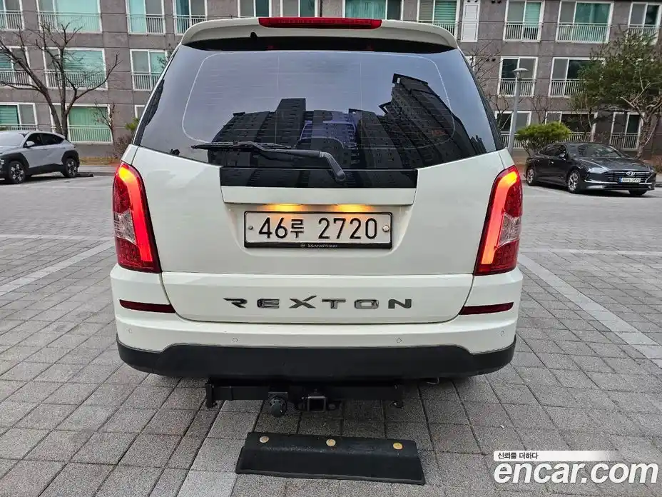 SsangYong Rexton 2017 2.2 Автомат в Москве № 35869, фото 4