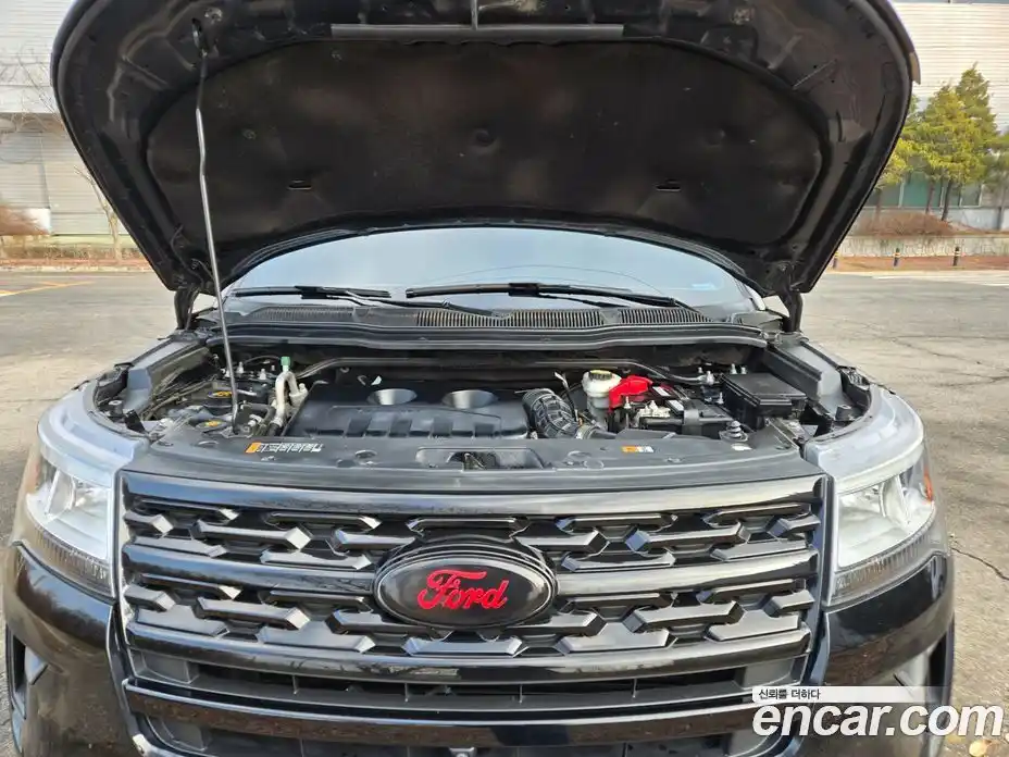 Ford Explorer 2018 2.3 Автомат в Москве № 363342, фото 12