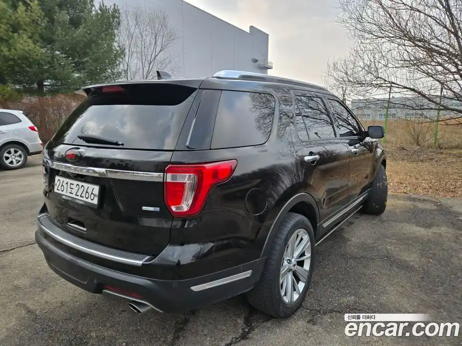 Ford Explorer 2018 2.3 Автомат в Москве № 363342, фото 17