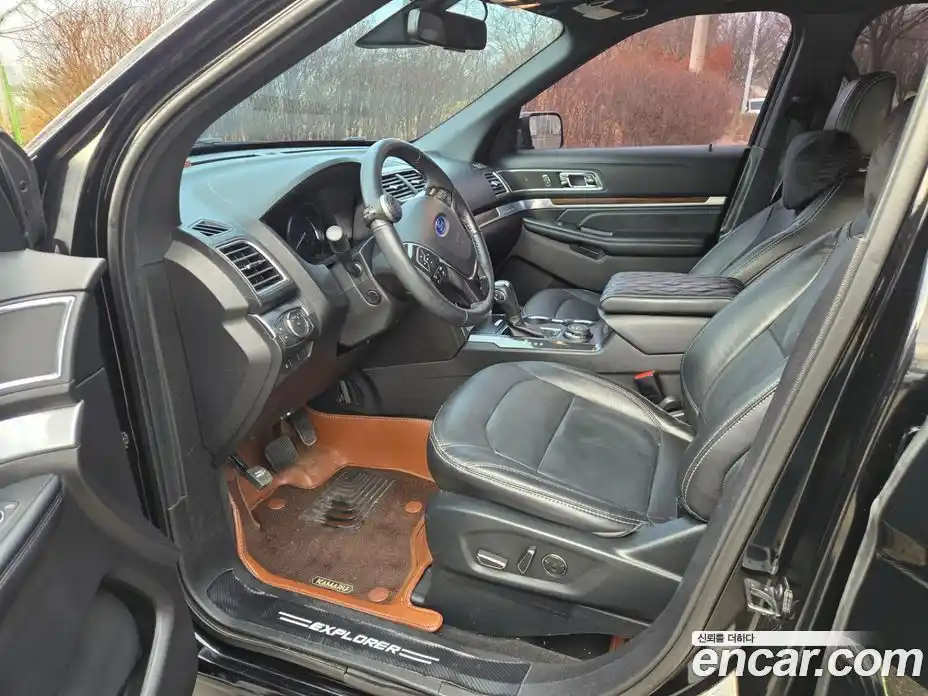 Ford Explorer 2018 2.3 Автомат в Москве № 363342, фото 9