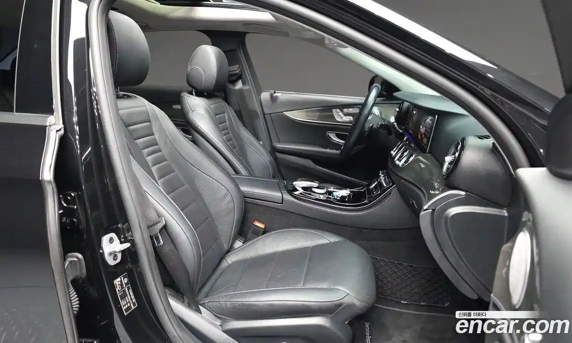 Mercedes-Benz E-Class 2020 2.0 Автомат в Москве № 372208, фото 11