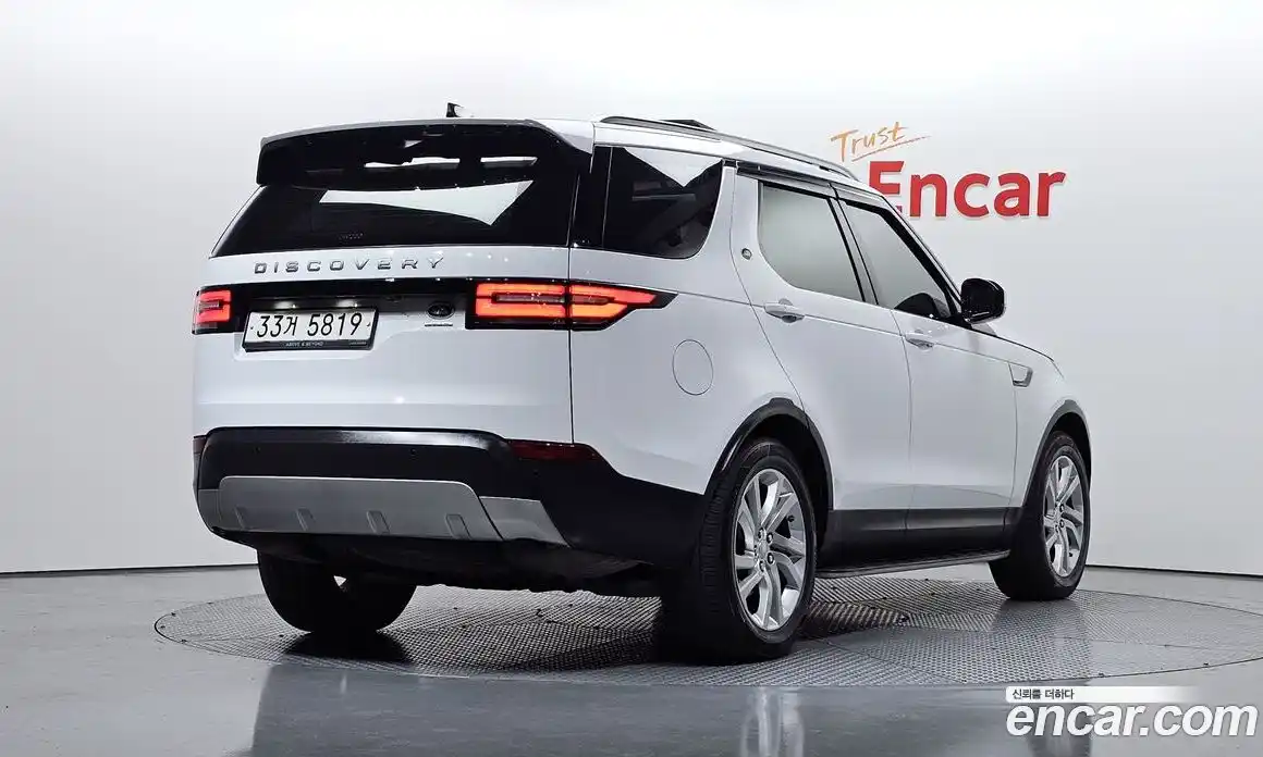 Land Rover Discovery 2018 3.0 Автомат в Москве № 374824, фото 2