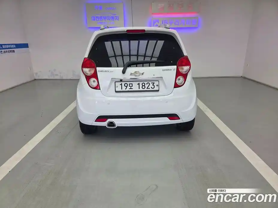 Chevrolet Spark 2014 1.0 Автомат в Москве № 37942, фото 4