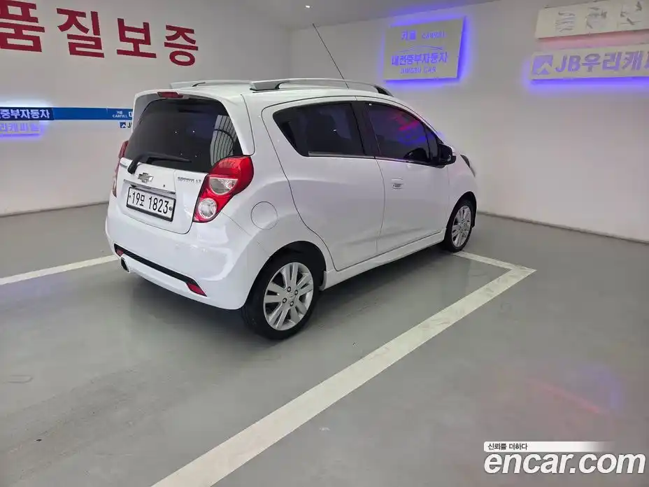 Chevrolet Spark 2014 1.0 Автомат в Москве № 37942, фото 6