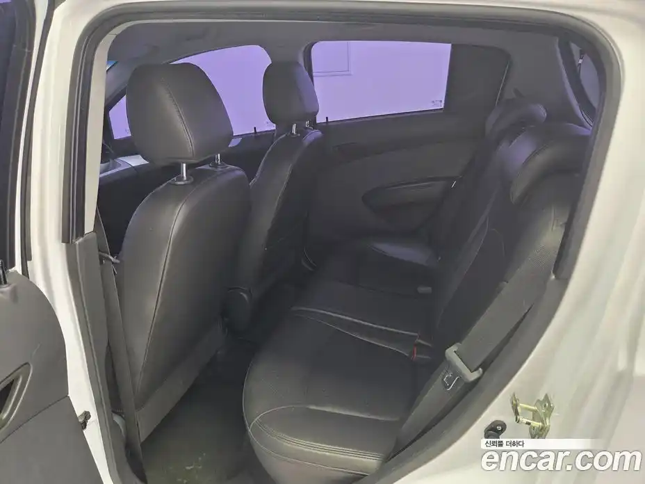 Chevrolet Spark 2014 1.0 Автомат в Москве № 37942, фото 8