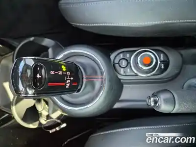 Mini Cooper 2020 2.0 Автомат в Москве № 381303, миниатюра 6