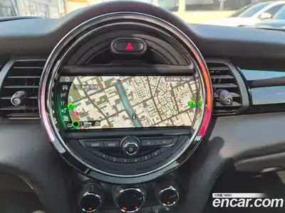 Mini Cooper 2020 2.0 Автомат в Москве № 381303, миниатюра 8