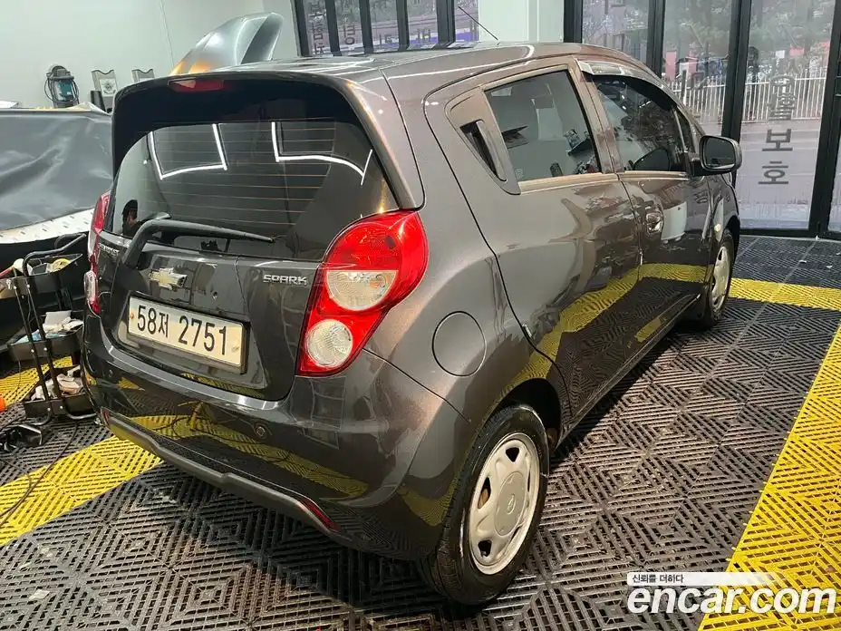 Chevrolet Spark 2014 1.0 Автомат в Москве № 38340, фото 4