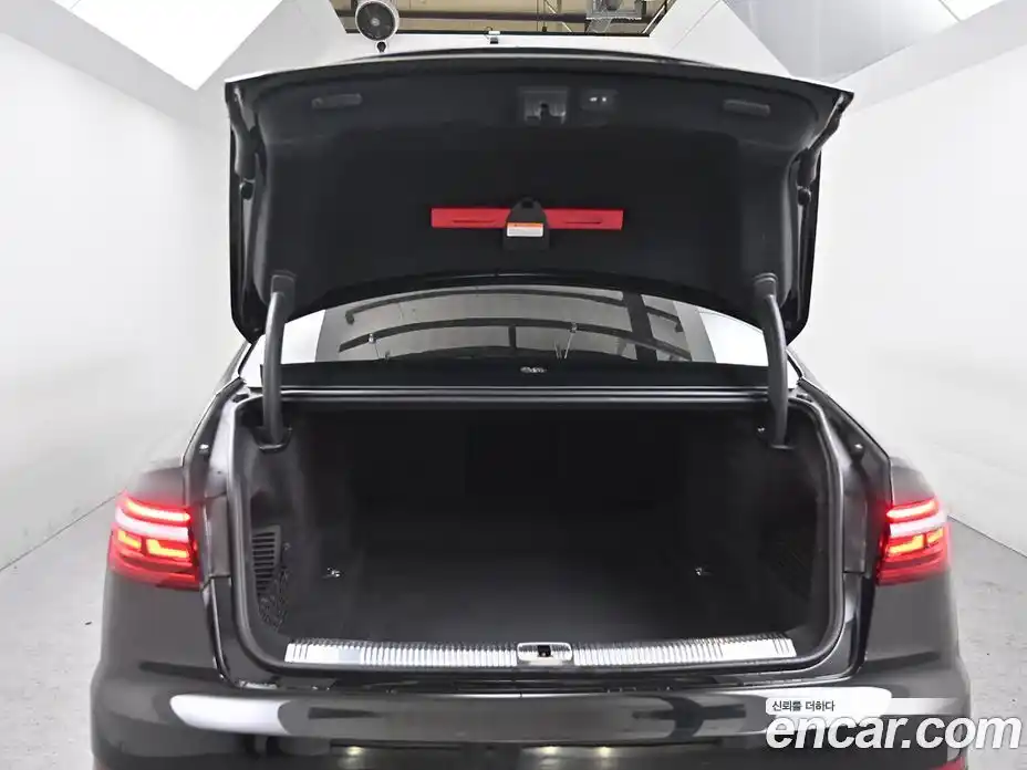 Audi A8 2021 3.0 Автомат в Москве № 391844, фото 20