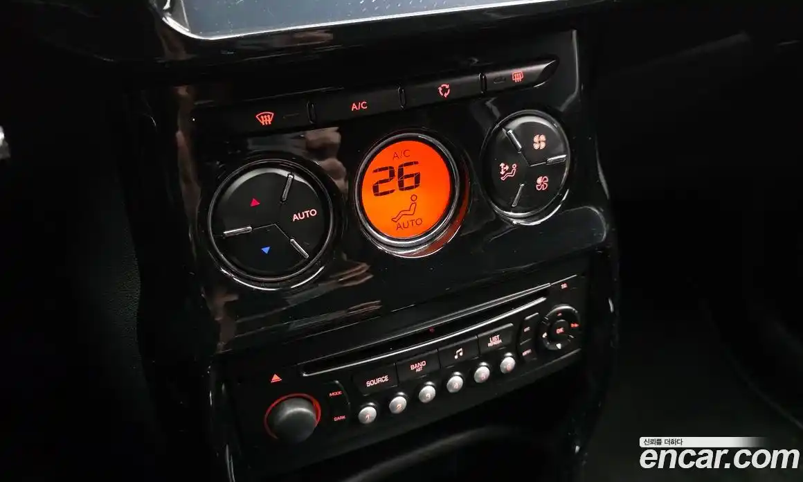 Citroen DS3 2012 1.6 Автомат в Москве № 407650, фото 16