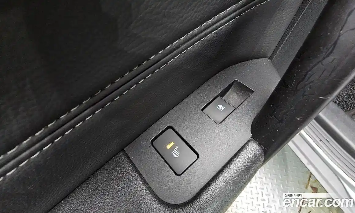 Chevrolet Captiva 2015 2.2 Автомат в Москве № 40932, фото 13