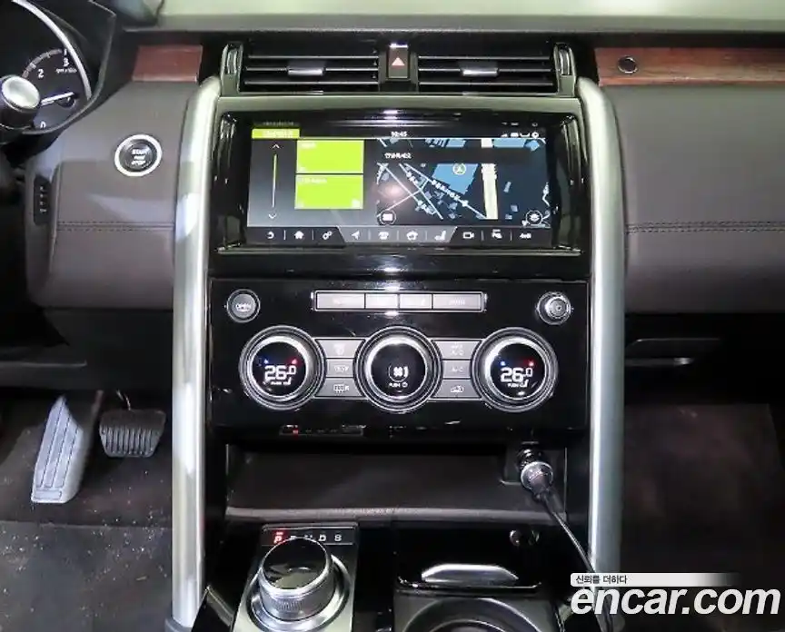 Land Rover Discovery 2017 3.0 Автомат в Москве № 416655, фото 11