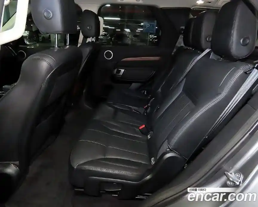 Land Rover Discovery 2017 3.0 Автомат в Москве № 416655, фото 7