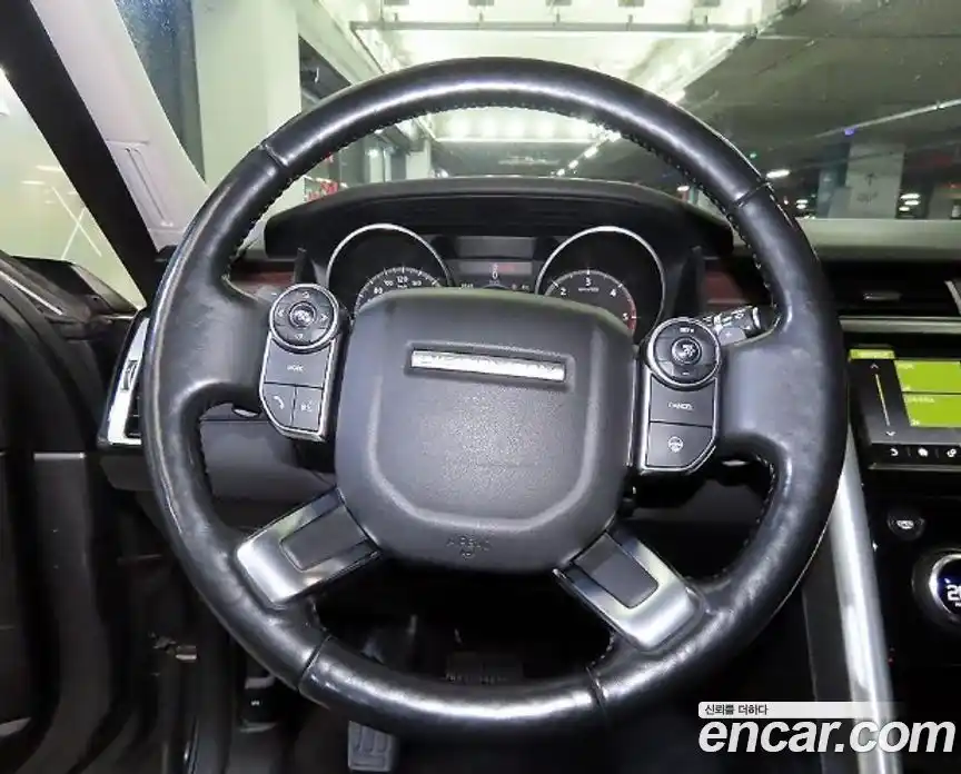 Land Rover Discovery 2017 3.0 Автомат в Москве № 416655, фото 8