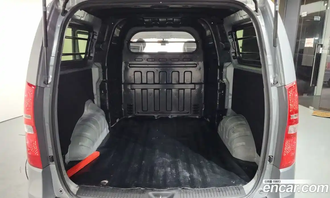 Hyundai Starex 2021 2.5 Автомат в Москве № 43321, фото 17