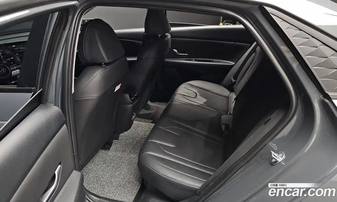 Hyundai Avante 2026 1.6 Автомат в Москве № 45003, фото 5