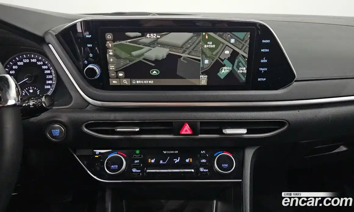 Hyundai Sonata 2022 2.0 Автомат в Москве № 45287, фото 2