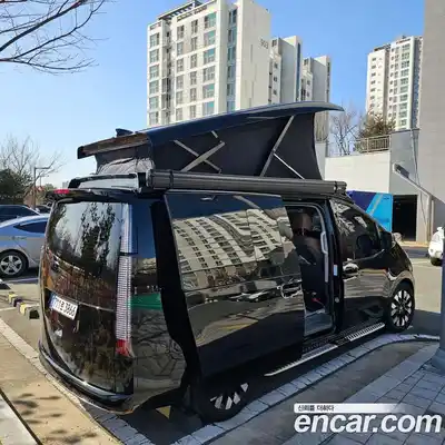 Hyundai Staria, 2025