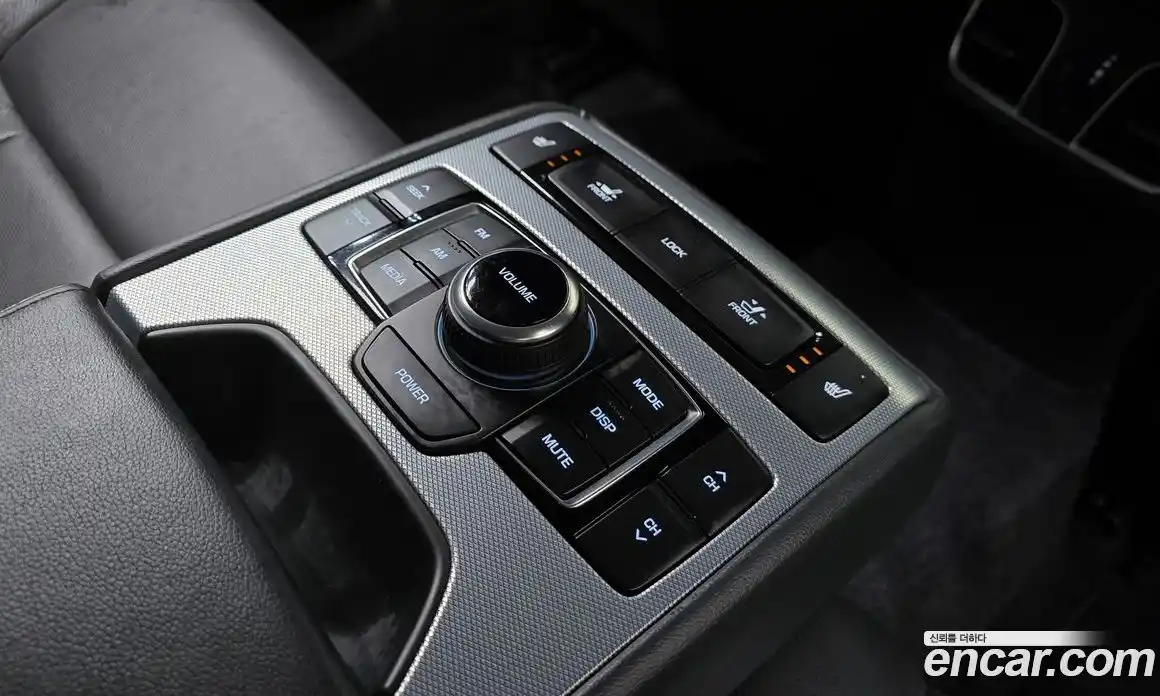 Genesis G80 2018 3.3 Автомат в Москве № 56352, фото 19