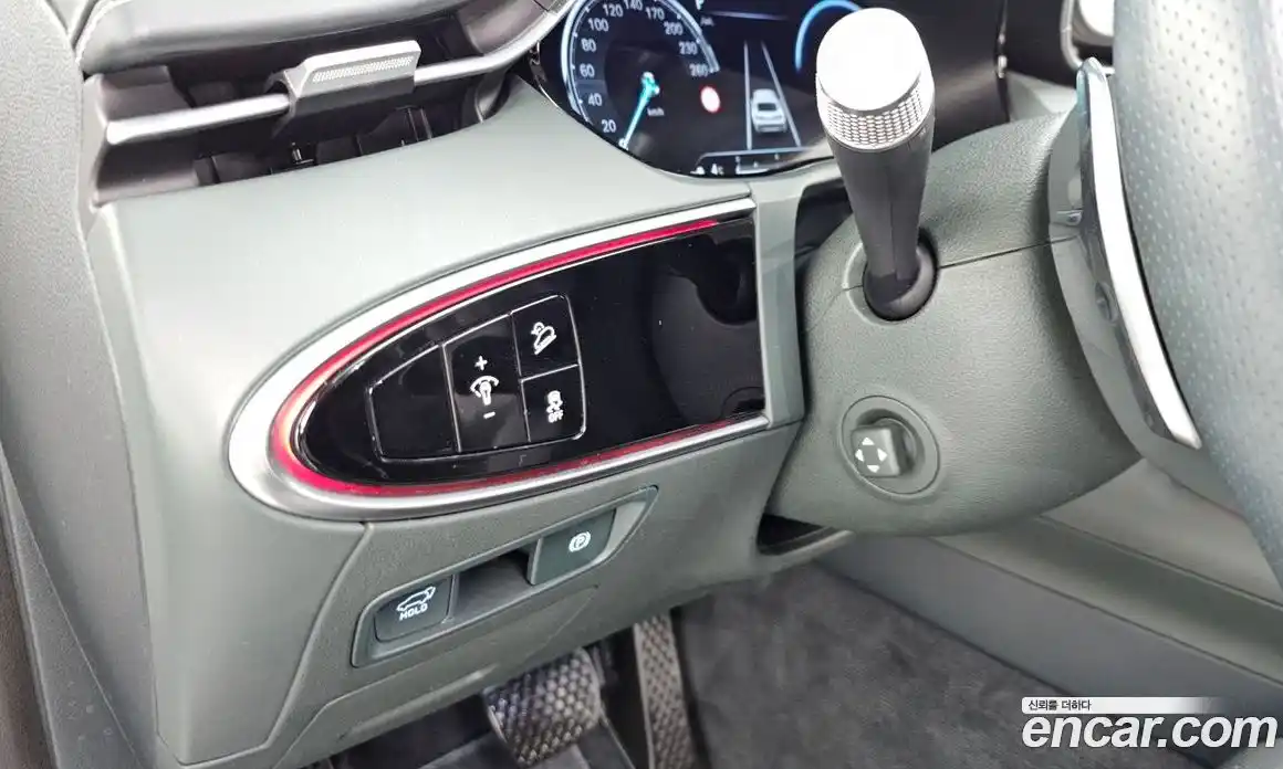 Genesis GV70 2022 0.1 Автомат в Москве № 56932, фото 18