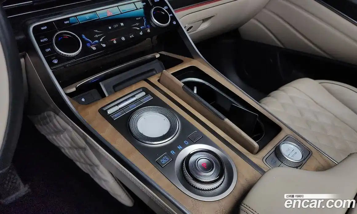 Genesis GV80 2022 2.5 Автомат в Москве № 58242, фото 1