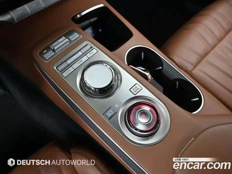 Genesis GV70 2024 2.5 Автомат в Москве № 79531, фото 9