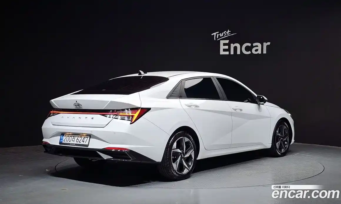 Hyundai Avante 2022 1.6 Автомат в Москве № 93197, фото 3