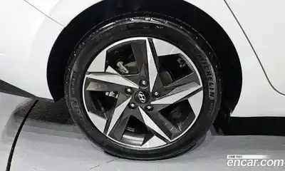 Hyundai Avante 2022 1.6 Автомат в Москве № 93197, миниатюра 7