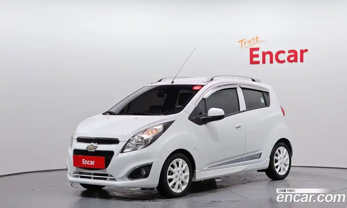 Chevrolet Spark 2015 1.0 Автомат в Москве № 99130, фото 12