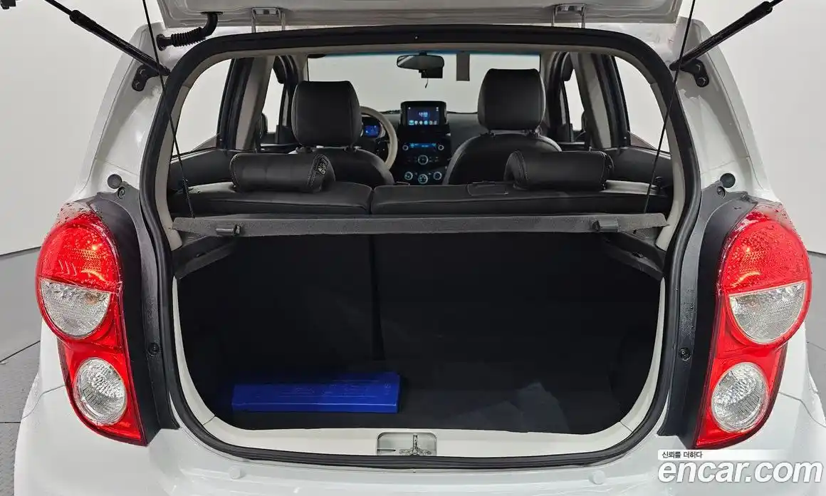 Chevrolet Spark 2015 1.0 Автомат в Москве № 99130, фото 15