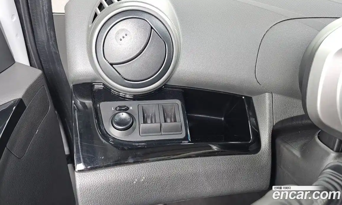 Chevrolet Spark 2015 1.0 Автомат в Москве № 99130, фото 20