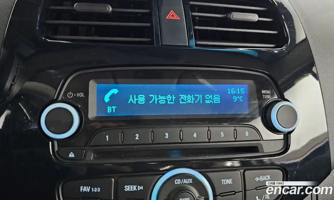 Chevrolet Spark 2015 1.0 Автомат в Москве № 99130, фото 2